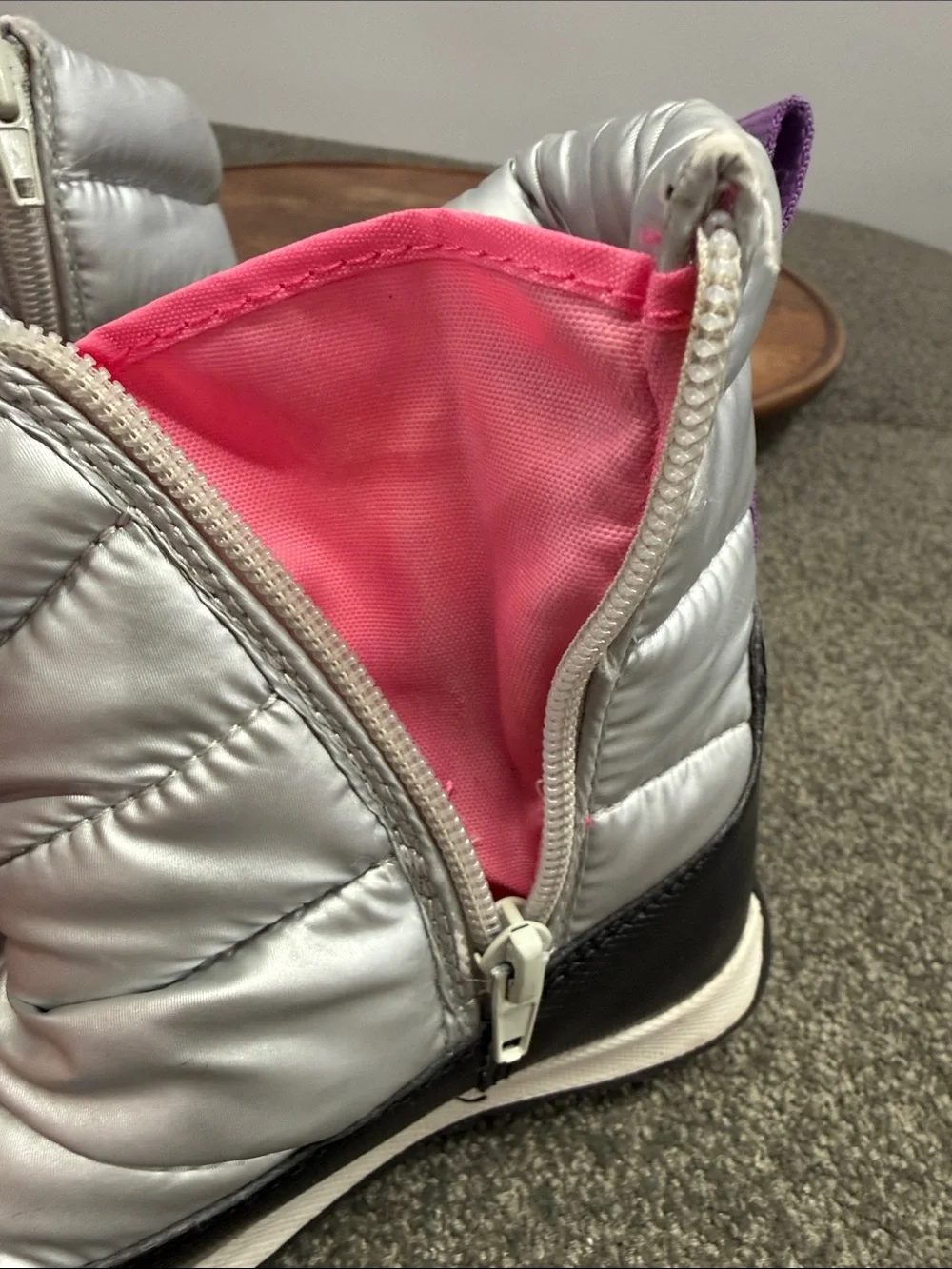 Wonder Nation Boots Kids Girls 10 Silver Pink Winter Snow *Wear